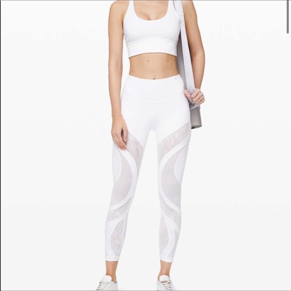 Lululemon White Lace Wunder Under - Picture 1 of 4
